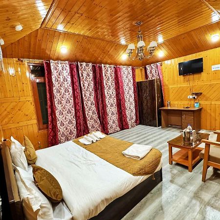Roseline Inn Srīnagar Zewnętrze zdjęcie